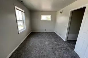 28033 Rosemont St, Roseville, MI 48066 - Photo 11