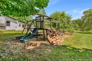 16134 Peach Ridge Ave NW, Kent City, MI 49330 - Photo 11