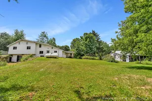 16134 Peach Ridge Ave NW, Kent City, MI 49330 - Photo 15