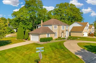 22253 Sheffield Ct, Farmington Hills, MI 48335 - Photo 53
