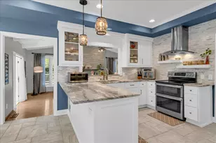 22253 Sheffield Ct, Farmington Hills, MI 48335 - Photo 15