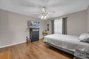 22253 Sheffield Ct, Farmington Hills, MI 48335 - Photo 37