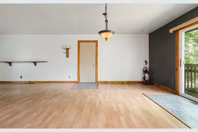 16053 Lakeside Road, Union Pier, MI 49129 - Photo 9