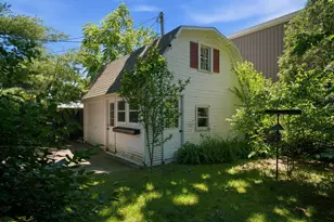 78 Van Buren St, South Haven, MI 49090 - Photo 37