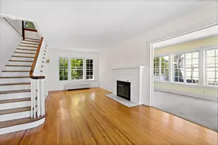 78 Van Buren St, South Haven, MI 49090 - Photo 9