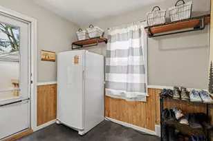 1055 Kelsey St NE, Grand Rapids, MI 49505 - Photo 11