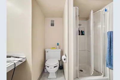 503 S Washington Avenue, Ludington, MI 49431 - Photo 15