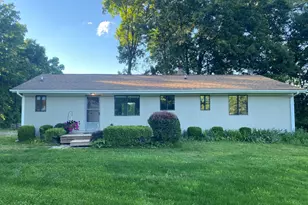 11229 W Snows Lake Rd, Greenville, MI 48838 - Photo 15
