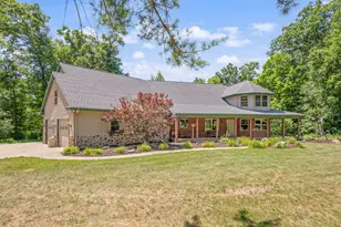 10810 Ingersoll Dr, Howard City, MI 49329 - Photo 5