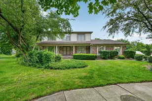 46168 Quail Ridge Ct, Plymouth, MI 48170 - Photo 3