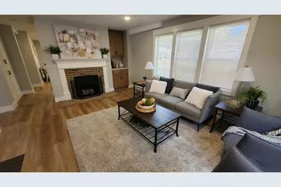 1350 Buffalo Avenue NE, Grand Rapids, MI 49505 - Photo 3