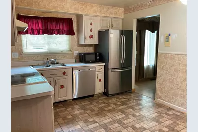 1685 Sheffield Drive, Ypsilanti, MI 48198 - Photo 5
