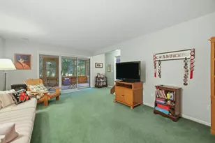 2203 Shetland Dr NE, Grand Rapids, MI 49505 - Photo 37