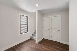 651 Mc Reynolds Ave NW, Grand Rapids, MI 49504 - Photo 7