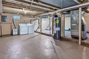 1688 Hoyt St, Muskegon, MI 49442 - Photo 23