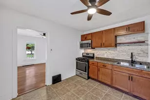 1688 Hoyt St, Muskegon, MI 49442 - Photo 13