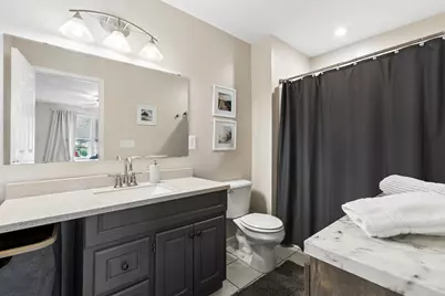 2329 S Pointe Way, Saint Joseph, MI 49085 - Photo 15
