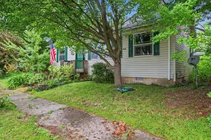 224 S Division Ave, Fremont, MI 49412 - Photo 3