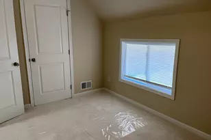 1314 Blakeslee St, Kalamazoo, MI 49006 - Photo 21