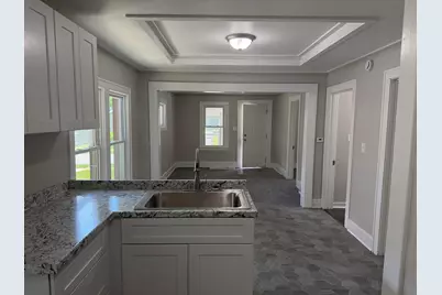 385 Central Avenue, Pontiac, MI 48341 - Photo 7