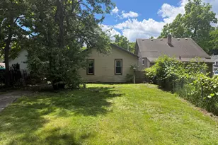 385 Central Ave, Pontiac, MI 48341 - Photo 17