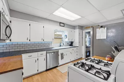 347 6 Mile Road NW, Comstock Park, MI 49321 - Photo 9