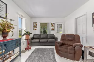 15331 Quincy St, Holland, MI 49424 - Photo 5