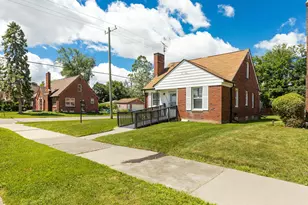 18903 Strathmoor St, Detroit, MI 48235 - Photo 3