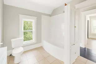 1517 James St, Kalamazoo, MI 49001 - Photo 9