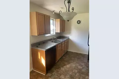 8375 Hillcrest Boulevard, Westland, MI 48185 - Photo 5