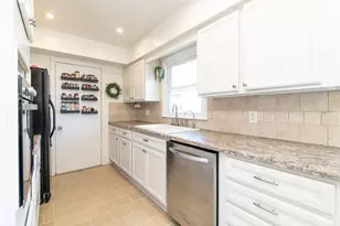 16331 S 24th St, Vicksburg, MI 49097 - Photo 11
