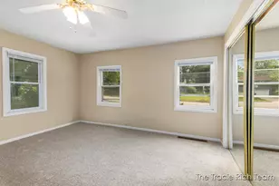 227 E Division St NE, Rockford, MI 49341 - Photo 15