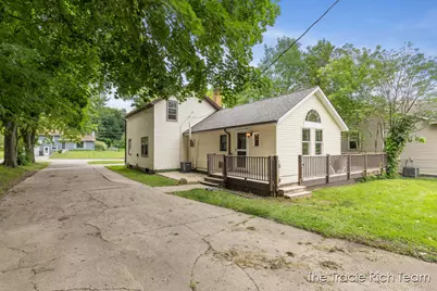 227 E Division Street NE, Rockford, MI 49341 - Photo 23