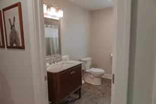 210 Market Pl, Benton Harbor, MI 49022 - Photo 37