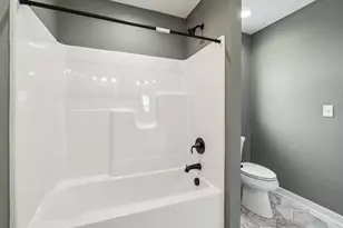 15312 Sherwood Ln, Lansing, MI 48906 - Photo 29
