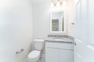15317 Sherwood Ln, Lansing, MI 48906 - Photo 15
