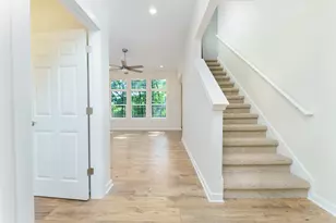 15317 Sherwood Ln, Lansing, MI 48906 - Photo 3