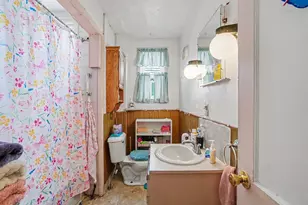 41 E 14th St, Holland, MI 49423 - Photo 7