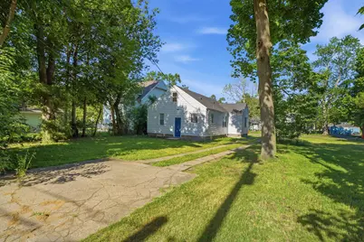 1027 Monroe Street, Benton Harbor, MI 49022 - Photo 23