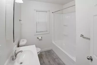 1027 Monroe Street, Benton Harbor, MI 49022 - Photo 9