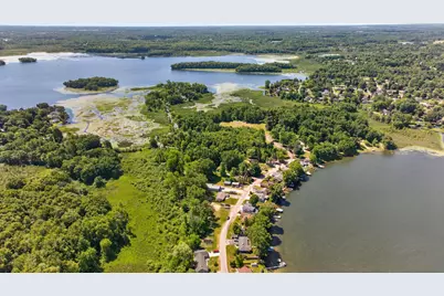 569 Round Lake Drive, Michigan Center, MI 49254 - Photo 9