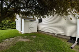 1478 Manistee Dr, Grand Blanc, MI 48439 - Photo 29