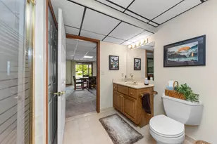 37120 Turnburry Dr, Livonia, MI 48152 - Photo 67
