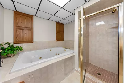 37120 Turnburry Drive, Livonia, MI 48152 - Photo 65