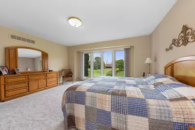 37120 Turnburry Drive, Livonia, MI 48152 - Photo 37