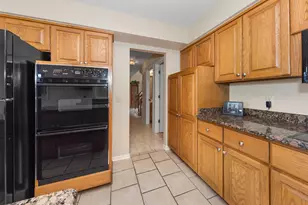 37120 Turnburry Dr, Livonia, MI 48152 - Photo 29