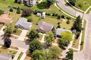 3410 Benjamin Ave NE, Grand Rapids, MI 49525 - Photo 45