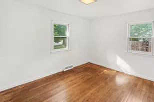533 Hunt Pl, Ypsilanti, MI 48198 - Photo 9