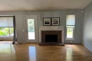 211 Whitney Dr, Rochester Hills, MI 48307 - Photo 7