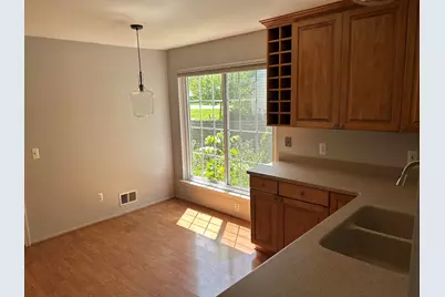 211 Whitney Drive, Rochester Hills, MI 48307 - Photo 11